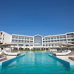 Üdülőközpont Mare Paphos 5*