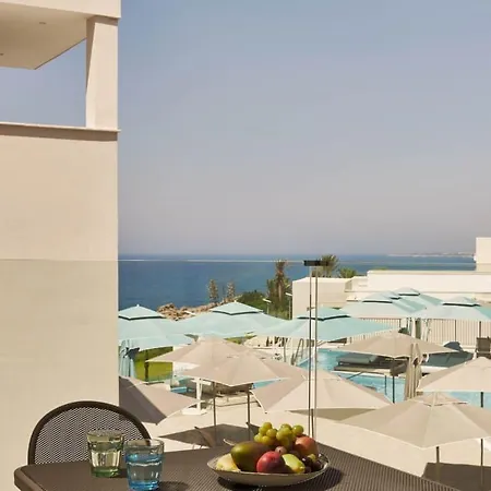 Mare Paphos Complex