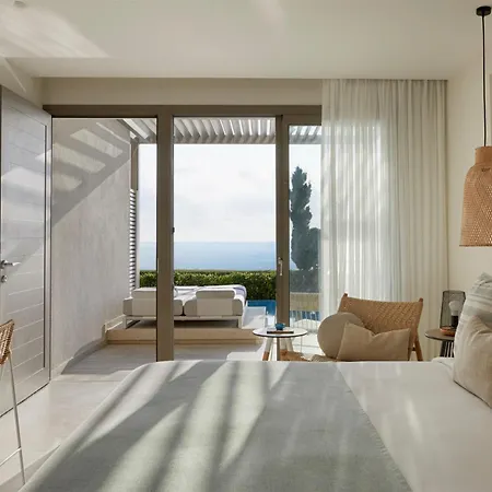 Mare Paphos Resort 5*