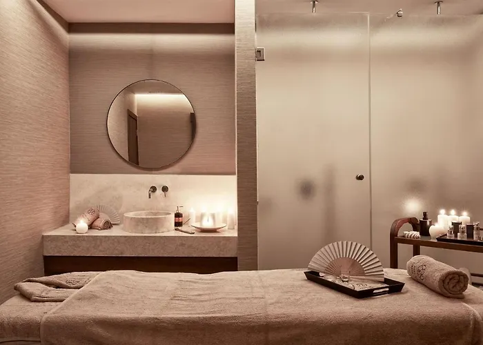 Mare Paphos Semesteranläggning (resort) 5*