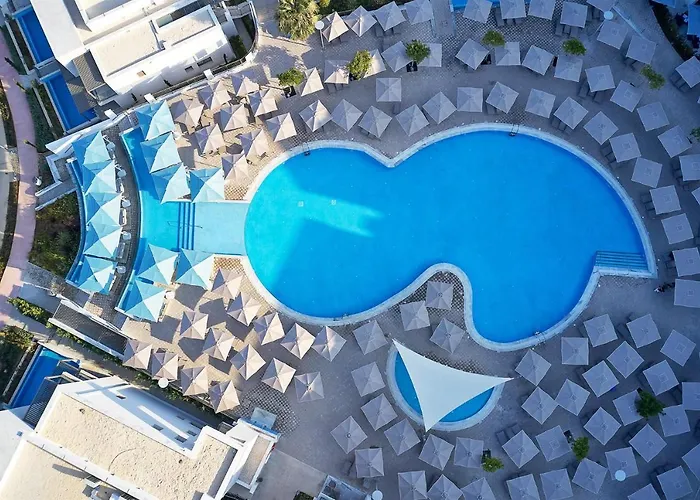 Mare Paphos Semesteranläggning (resort) Kissonerga