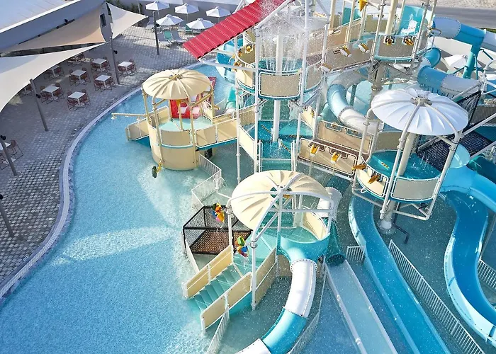 Mare Paphos Rezort 5*