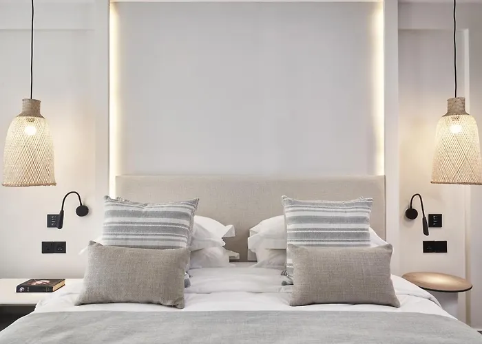 Rezort Mare Paphos 5*