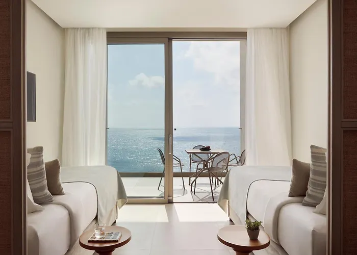 Semesteranläggning (resort) Mare Paphos 5*