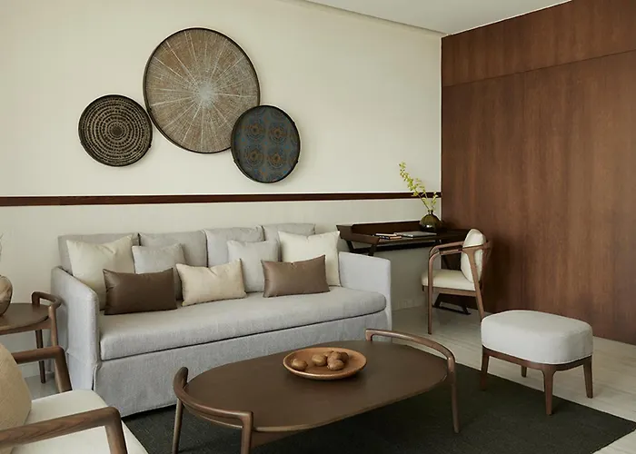 Rezort Mare Paphos 5*